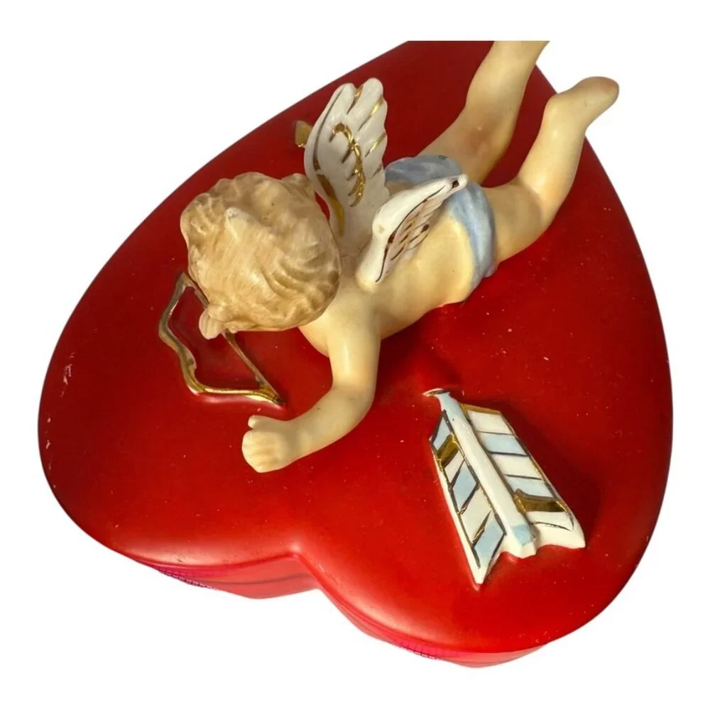 Lefton Cupid Heart Candy Dish‎